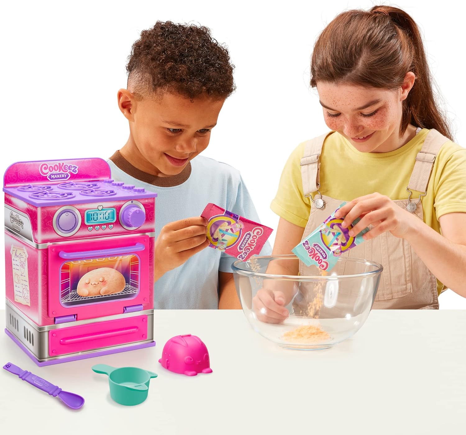 Cinnamon Treatz Oven. Mix & Make a Plush Best Friend! Place Your Dough in the Oven and Be Amazed When a Warm, Scented, Interactive, Plush Friend Comes Out! Which Will You Make?