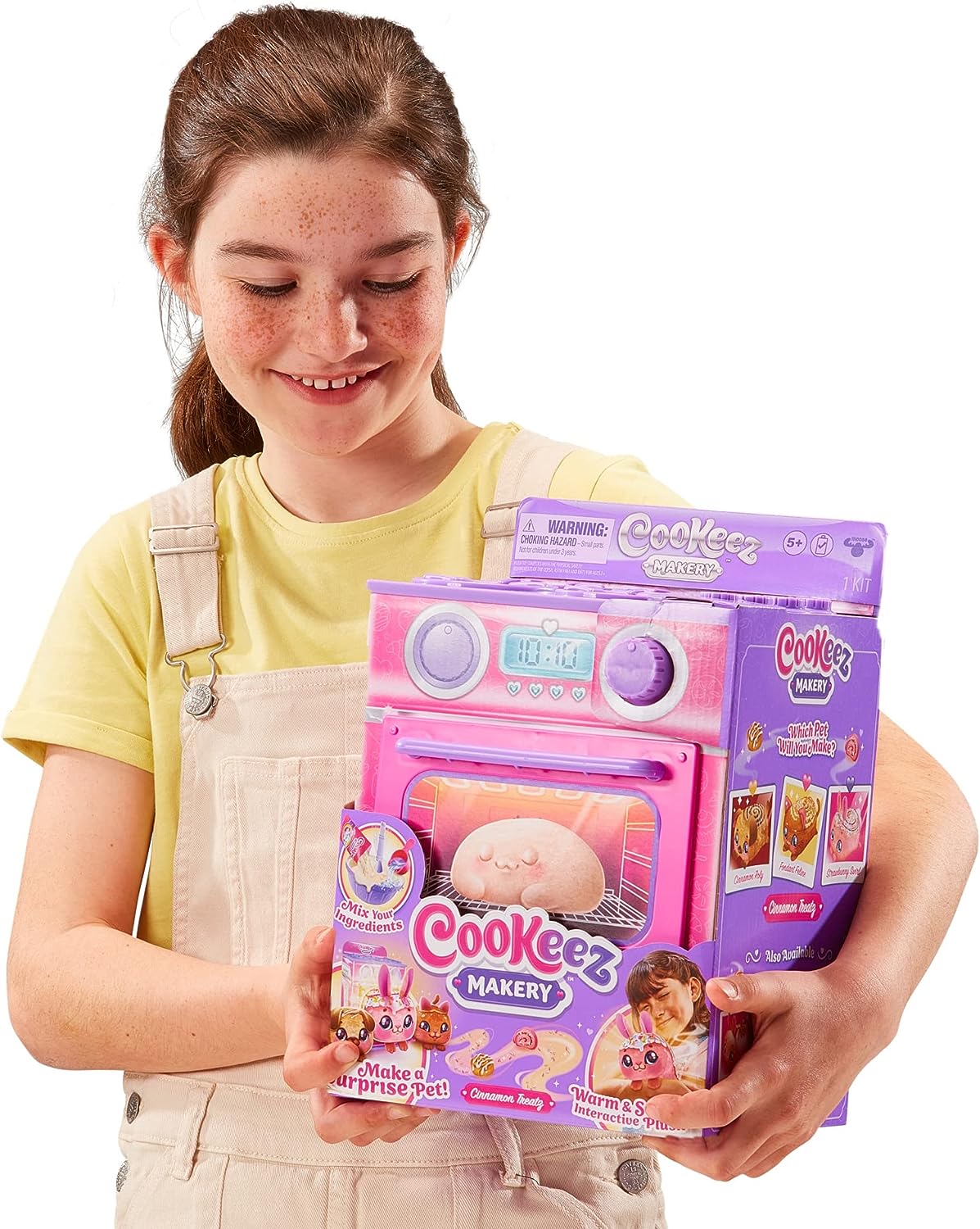 Cinnamon Treatz Oven. Mix & Make a Plush Best Friend! Place Your Dough in the Oven and Be Amazed When a Warm, Scented, Interactive, Plush Friend Comes Out! Which Will You Make?